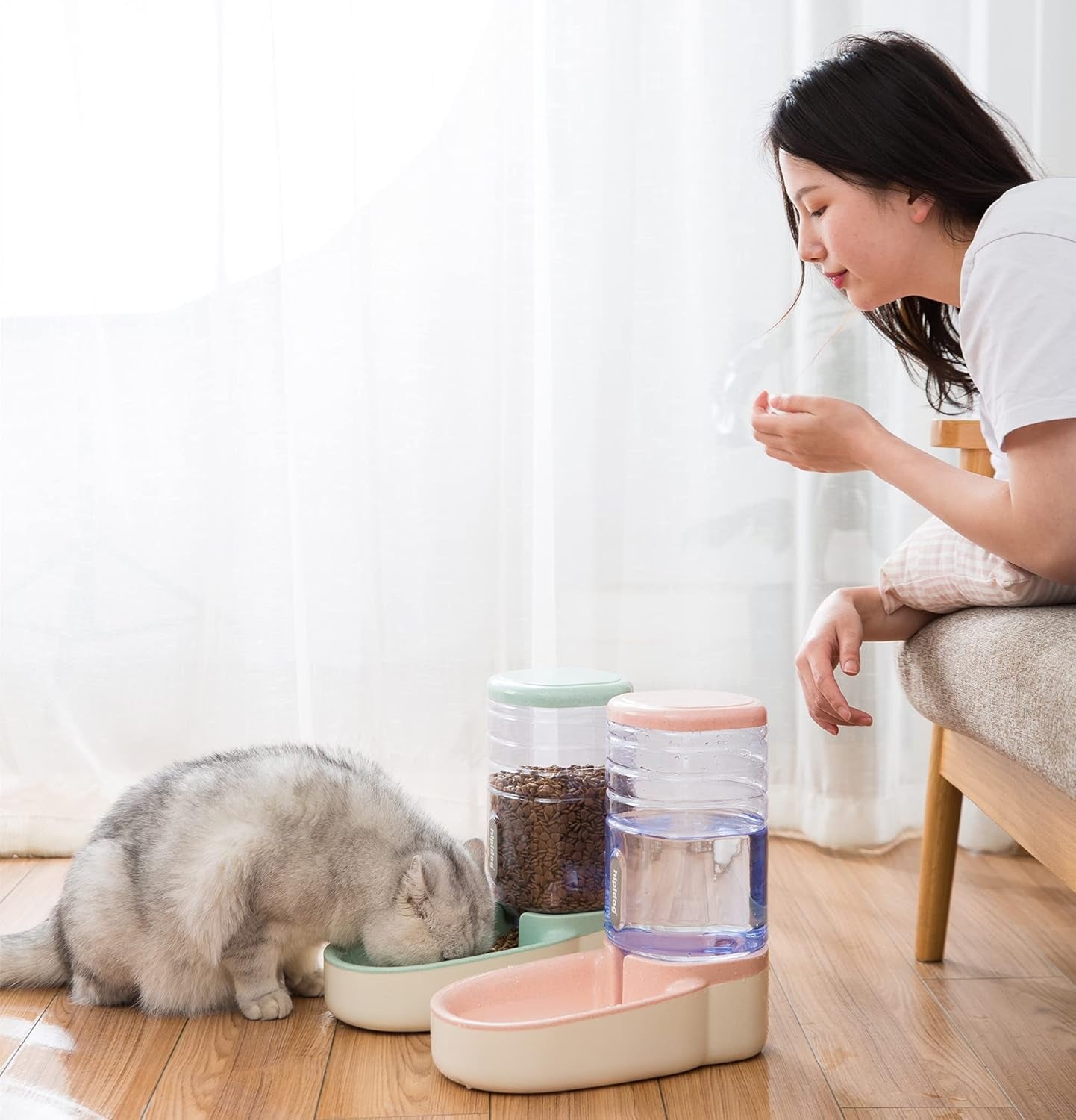 Pet Supplies Cat/Dog High Capacity Feeder and Water Dispenser Set, Natural Gravity without Electricity, Water Storage Capacity 3.8L, Grain Storage Capacity 2.1Kg, Blue
