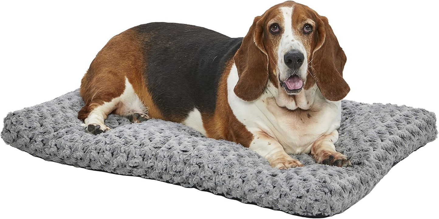 Intermediate Quiettime Deluxe Gray Ombré Swirl Plush Pet Bed, Machine Washable, Non-Skid Bottom, Soft Crate Mat for 36-Inch Crates
