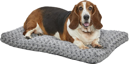 Intermediate Quiettime Deluxe Gray Ombré Swirl Plush Pet Bed, Machine Washable, Non-Skid Bottom, Soft Crate Mat for 36-Inch Crates